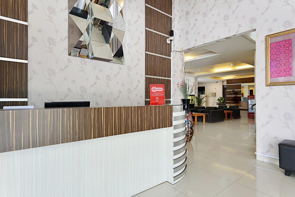 Zen Rooms Riau Natuna Bandung Exterior photo